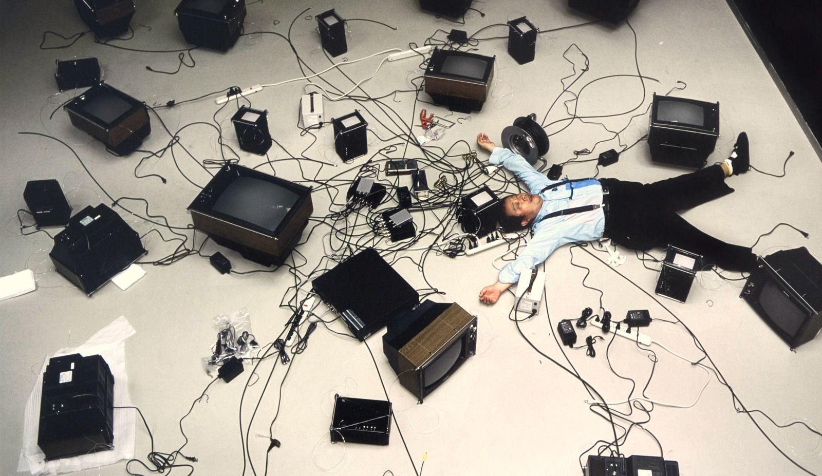 Tecnología en el arte: la Bienal de Artes Mediales de Santiago número 16, panoramas en noviembre