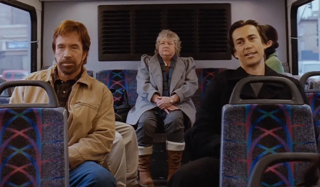 Chuck Norris y el bus Quillota - Valparaíso