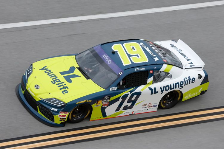 Value-Aligned Sponsorships: How Non-Profits Like YoungLife Reach New Fan Demographics