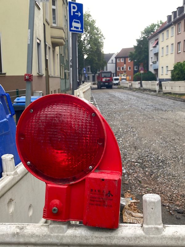 Straße auf, Straße zu, Straße auf