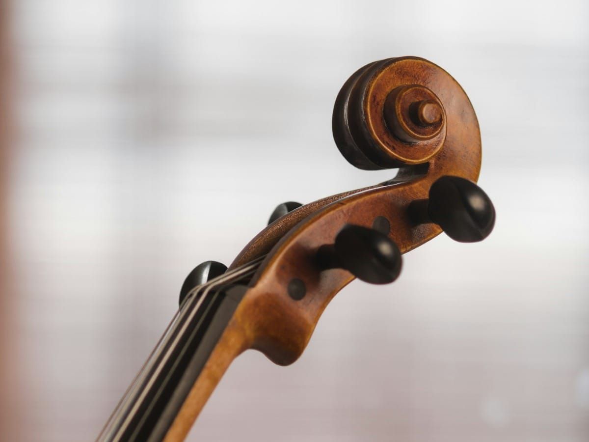 Creating Music Visualizations for Classical Pieces