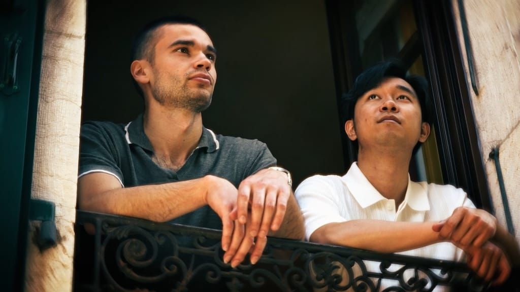Two Guitars, Grand Repertoire: Bluvenduo Reimagine the Piano Masterpieces
