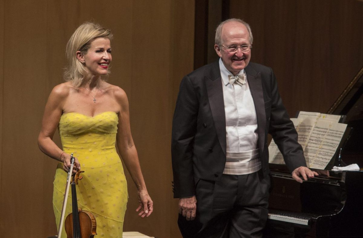 ANNE-SOPHIE MUTTER IN RECITAL