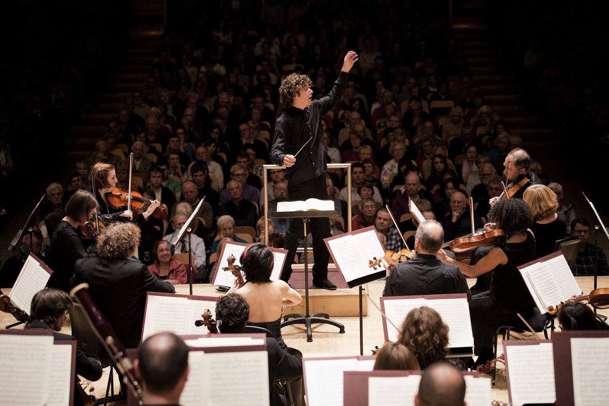 Ticciati’s Last Bow as Principal Conductor: SCO Performs Brahms