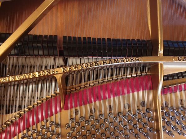 The Sustaining Pedal: the Soul of the Piano