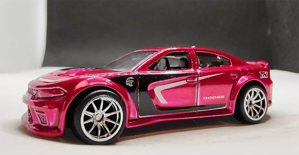 1632 STH '20 DODGE CHARGER HELLCAT 20 Dodge Charger Hellcat - 2025 Hot Wheels Super Treasure Hunt
