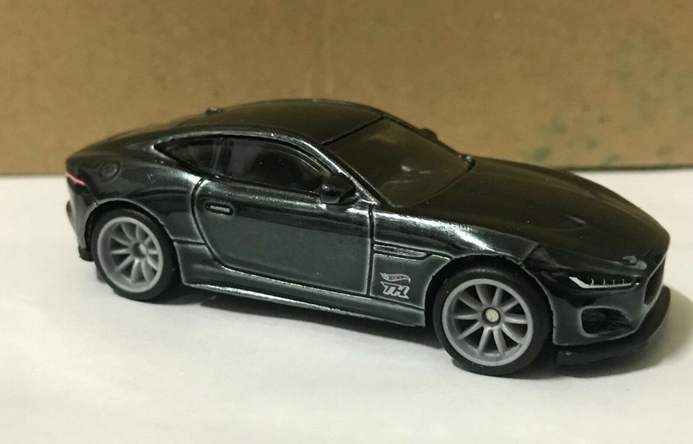 Super Treasure Hunt 2020 Jaguar F-Type