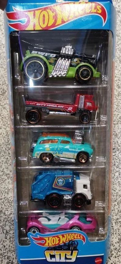 HW City Hot Wheels 2022 5-Pack