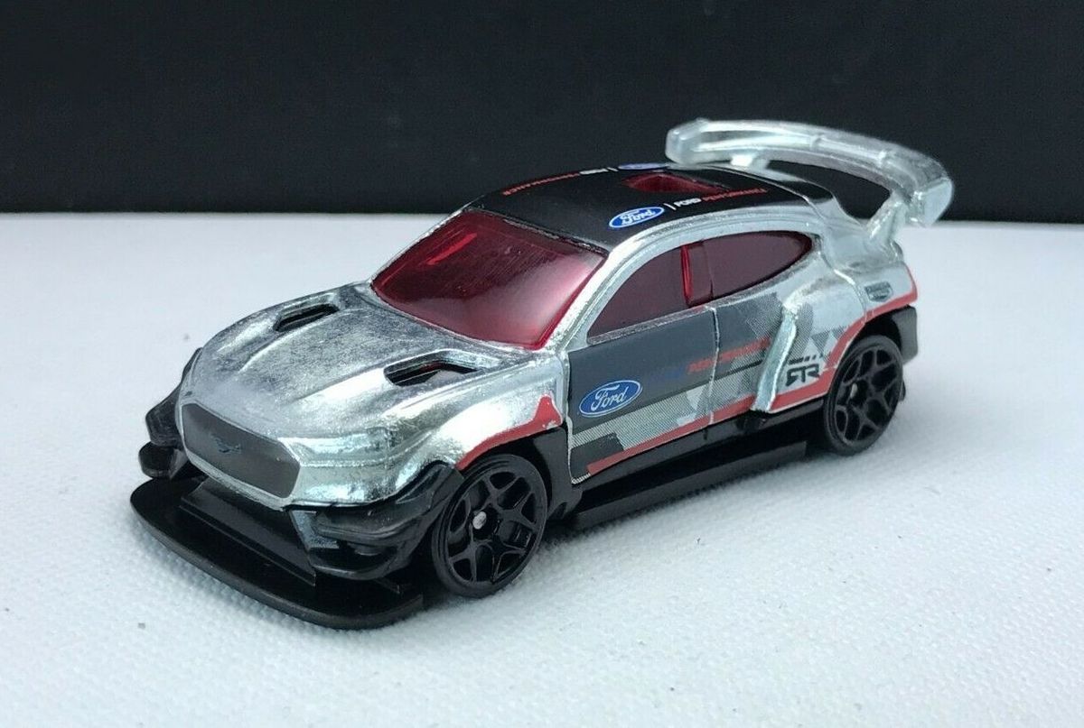 Ford Mustang Mach-E 1400 - 2022 Zamac Edition