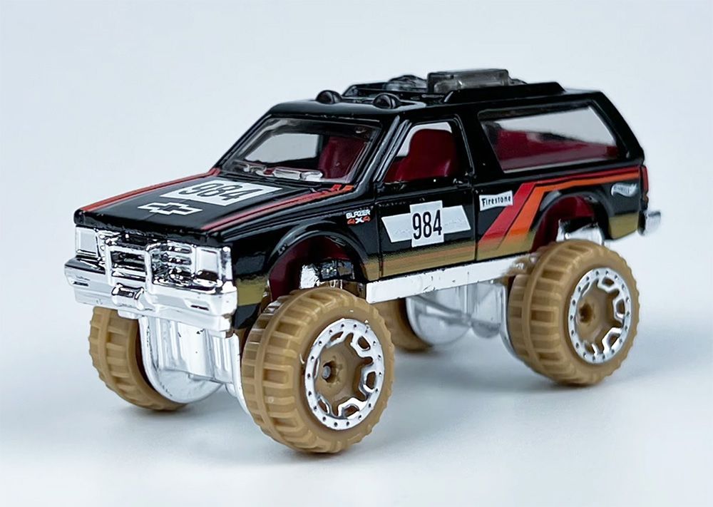 Hot Wheels Mud Runners Series - Loose Pics