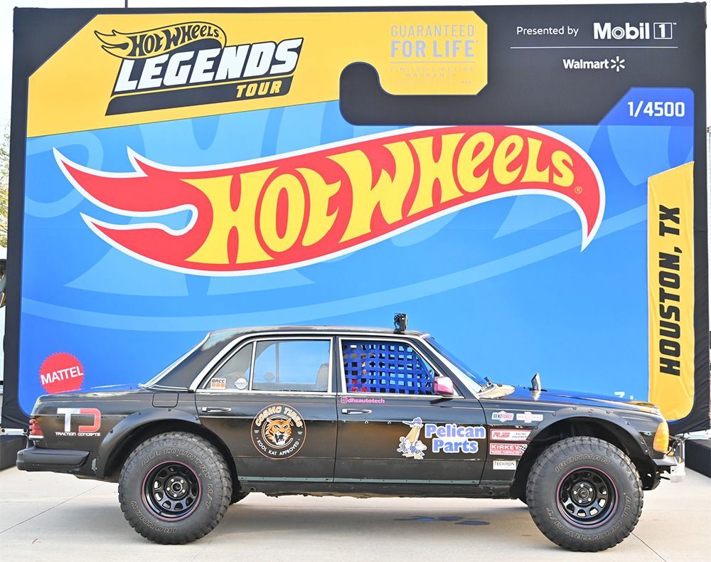 Mercedes-Benz 300D - Legends Tour Texas