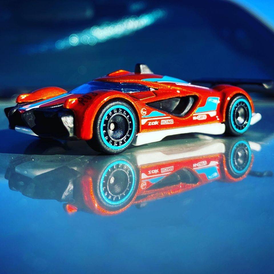 Mach Speeder - Hot Wheels NFT Premium Diecast Car