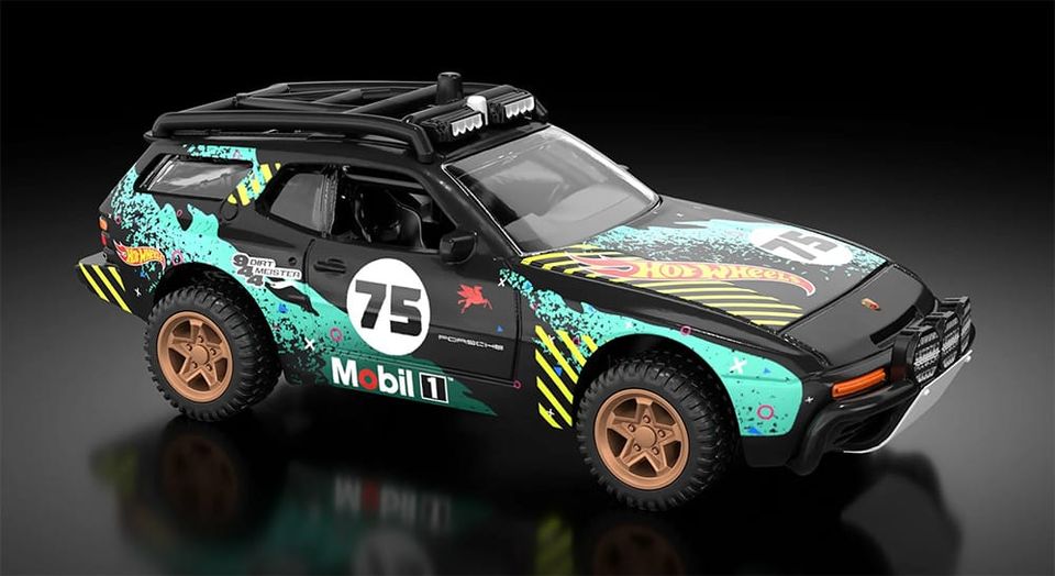 Hot Wheels Mobil 1 Porsche Dirtmeister 944