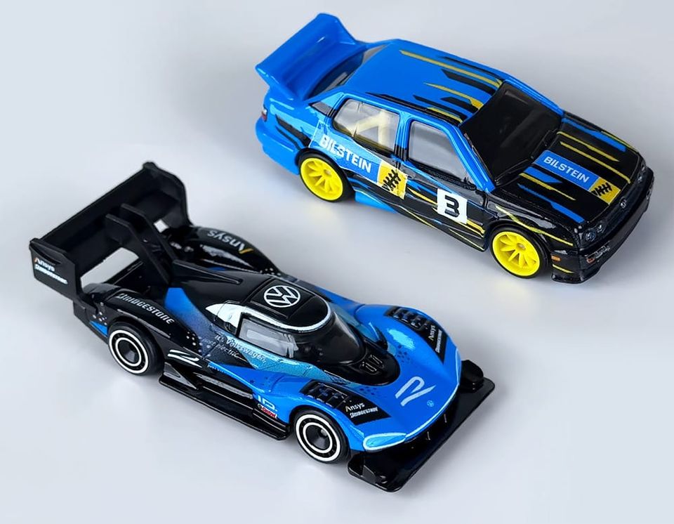 Hot Wheels 2024 Car Culture 2-Packs - Mix 2 - Loose