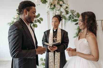 5 Questions to Ask Your Wedding Solemniser Before Booking in Singapore