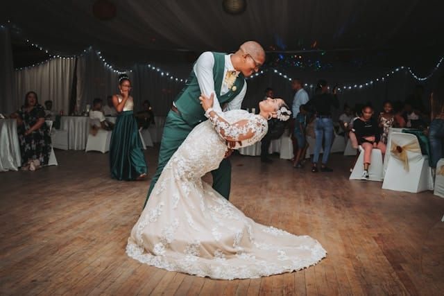 5 Tactful Ways to Politely Tell Someone They’re Not Invited to Your Wedding