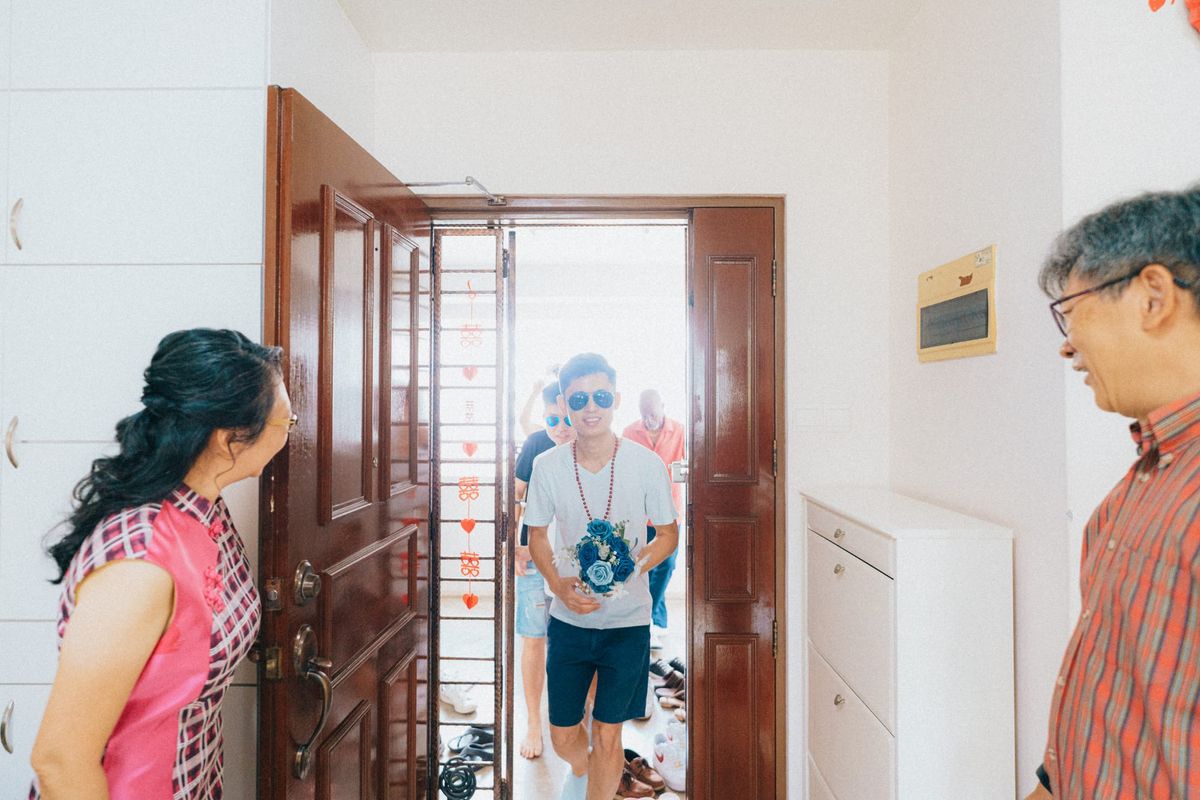 Your Ultimate Guide to Gatecrashing Wedding Tradition in Singapore