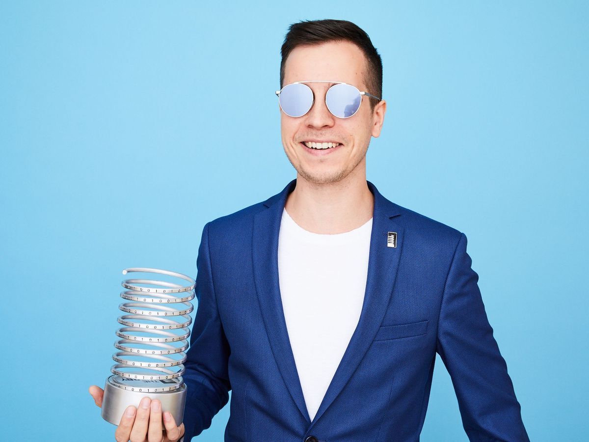 SketchAR is a Webby Award Winner 2018 as the Best Use of Augmented Reality!