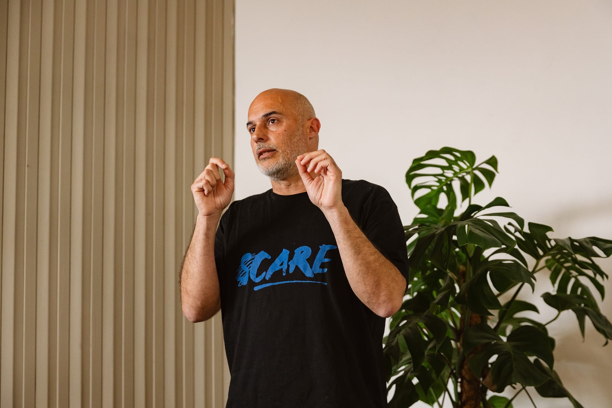 Image of Pedro Pascal engaged in conversation.