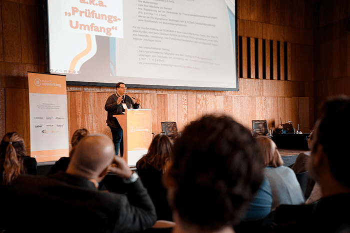 Andreas Christ from H39 at #zukunftcoworking2025.