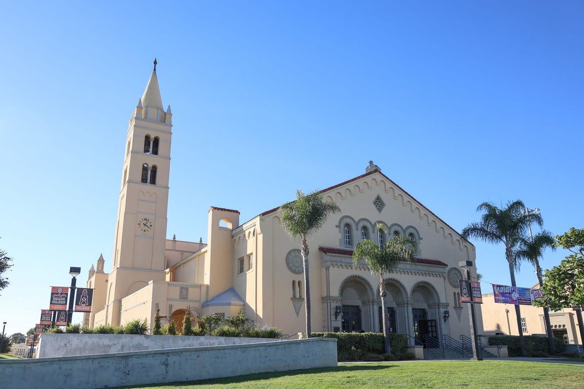 Celebratory Show to Honor Huntington Beach High School Auditorium’s 100th Anniversary
