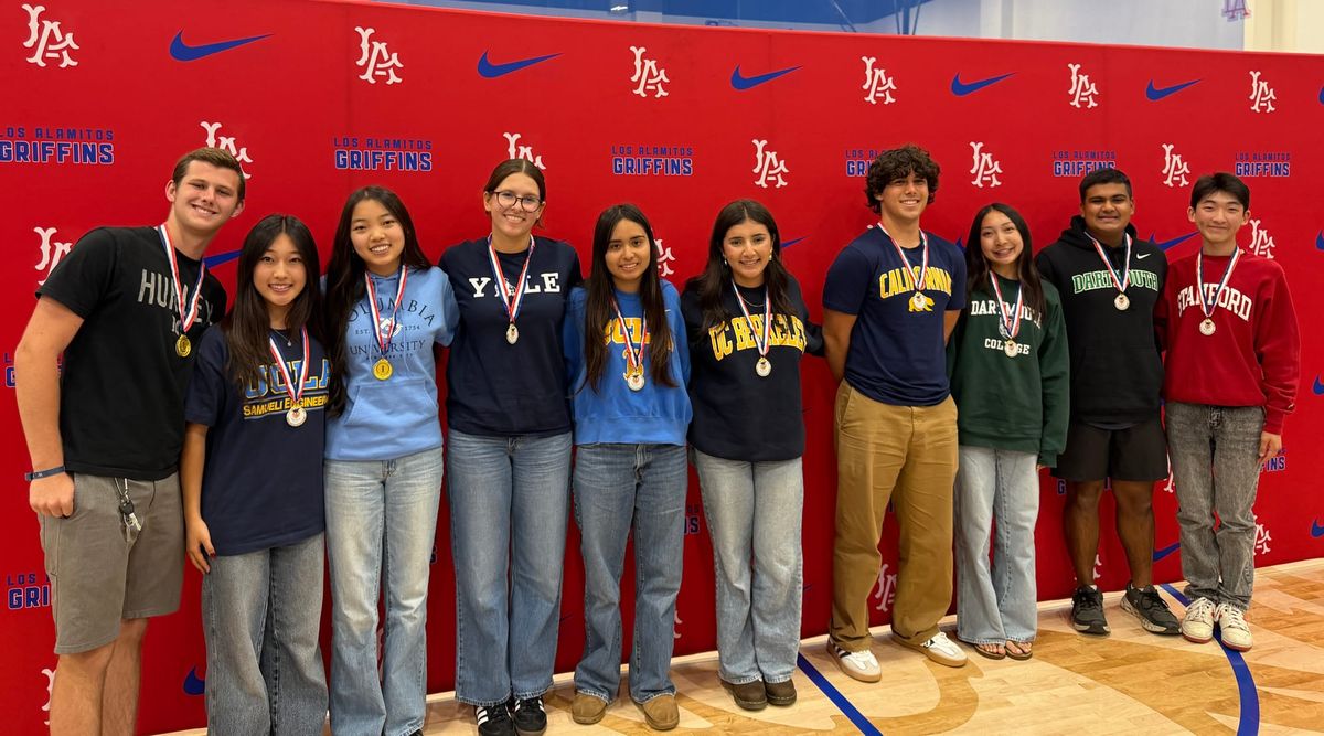 Los Alamitos High School Class of 2026 Valedictorians Celebrated