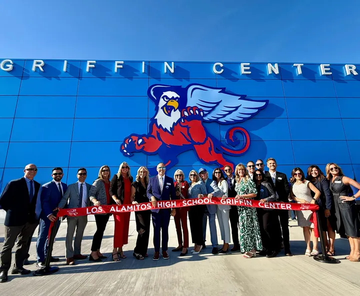 Los Alamitos Unified Celebrates Opening of New Gymnasium