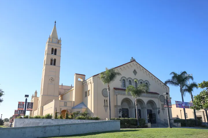 Celebratory Show to Honor Huntington Beach High School Auditorium’s 100th Anniversary