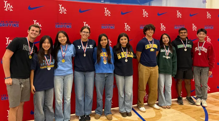 Los Alamitos High School Class of 2026 Valedictorians Celebrated