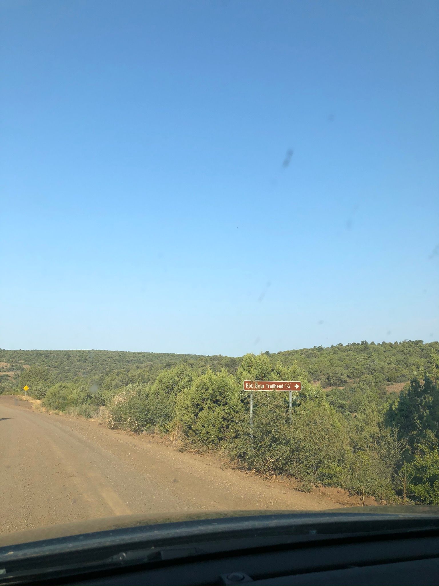 sign to Bob Bear Trailhead at Fossil Springs in Arizona