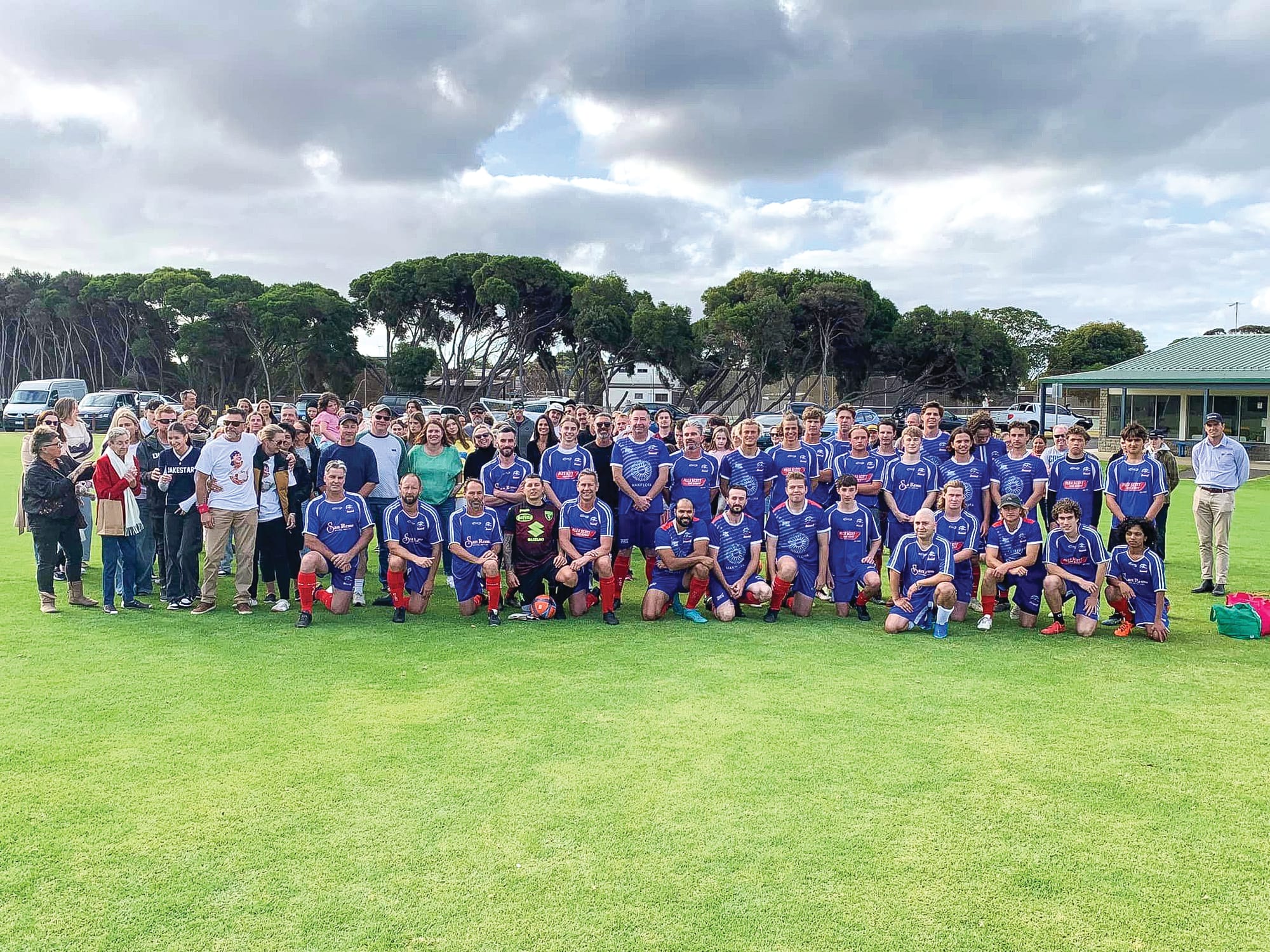 Breakers pay tribute to Jake Munday