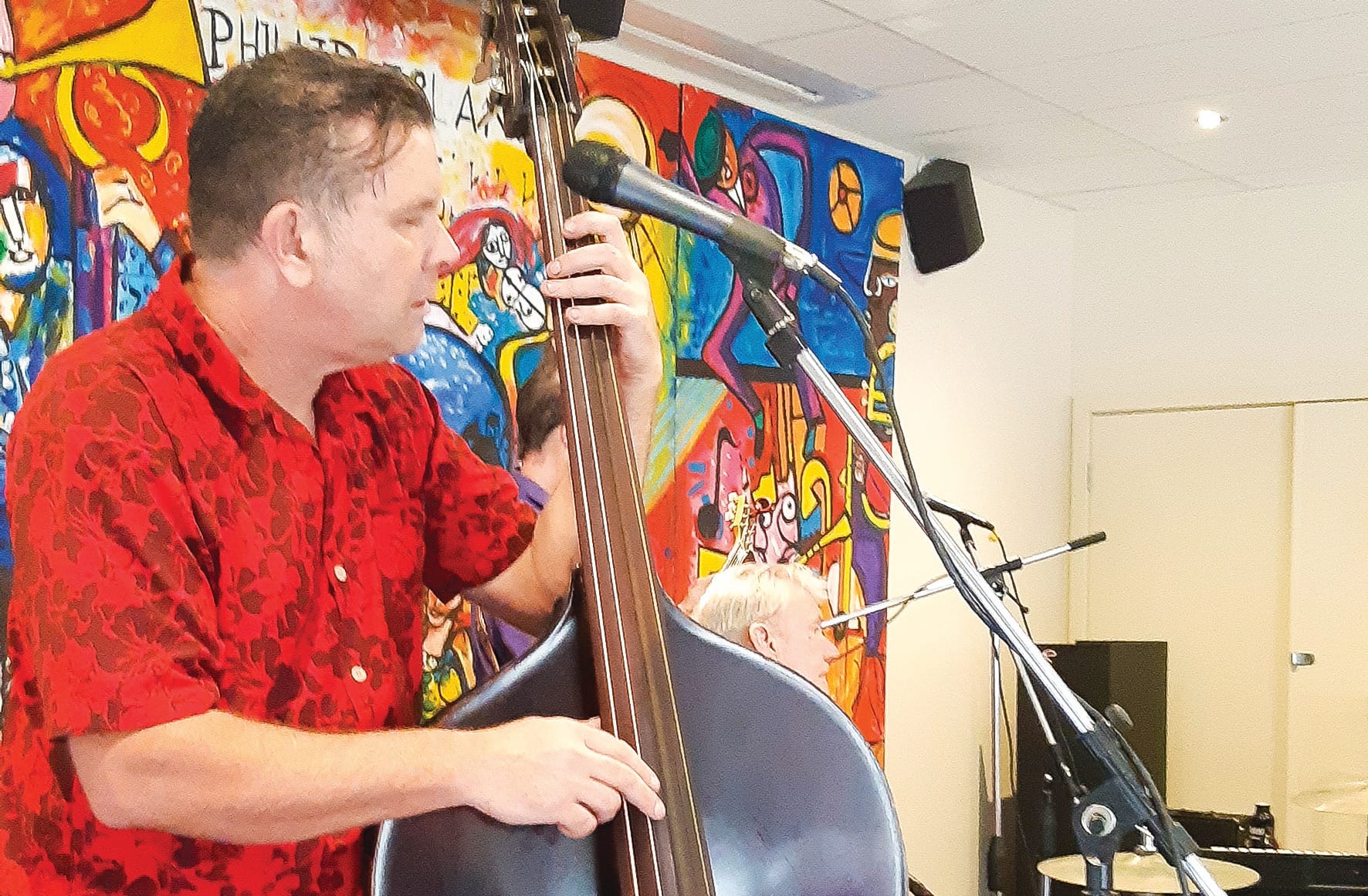 Andy Scott’s Honky Tonk swings into Cowes