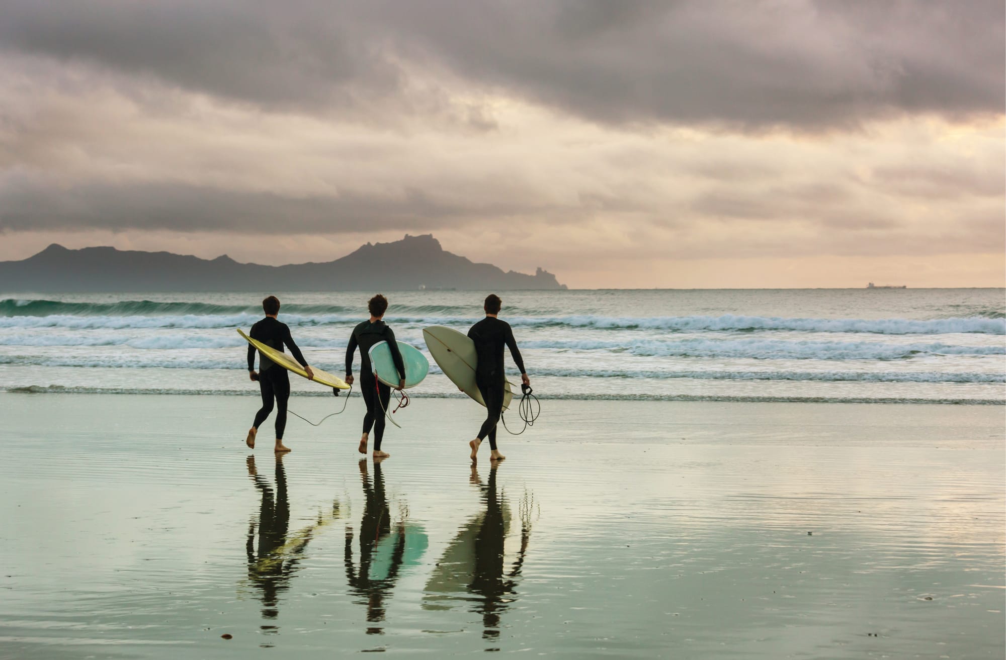 LSV and Surfing Victoria caution board riders with new season warning