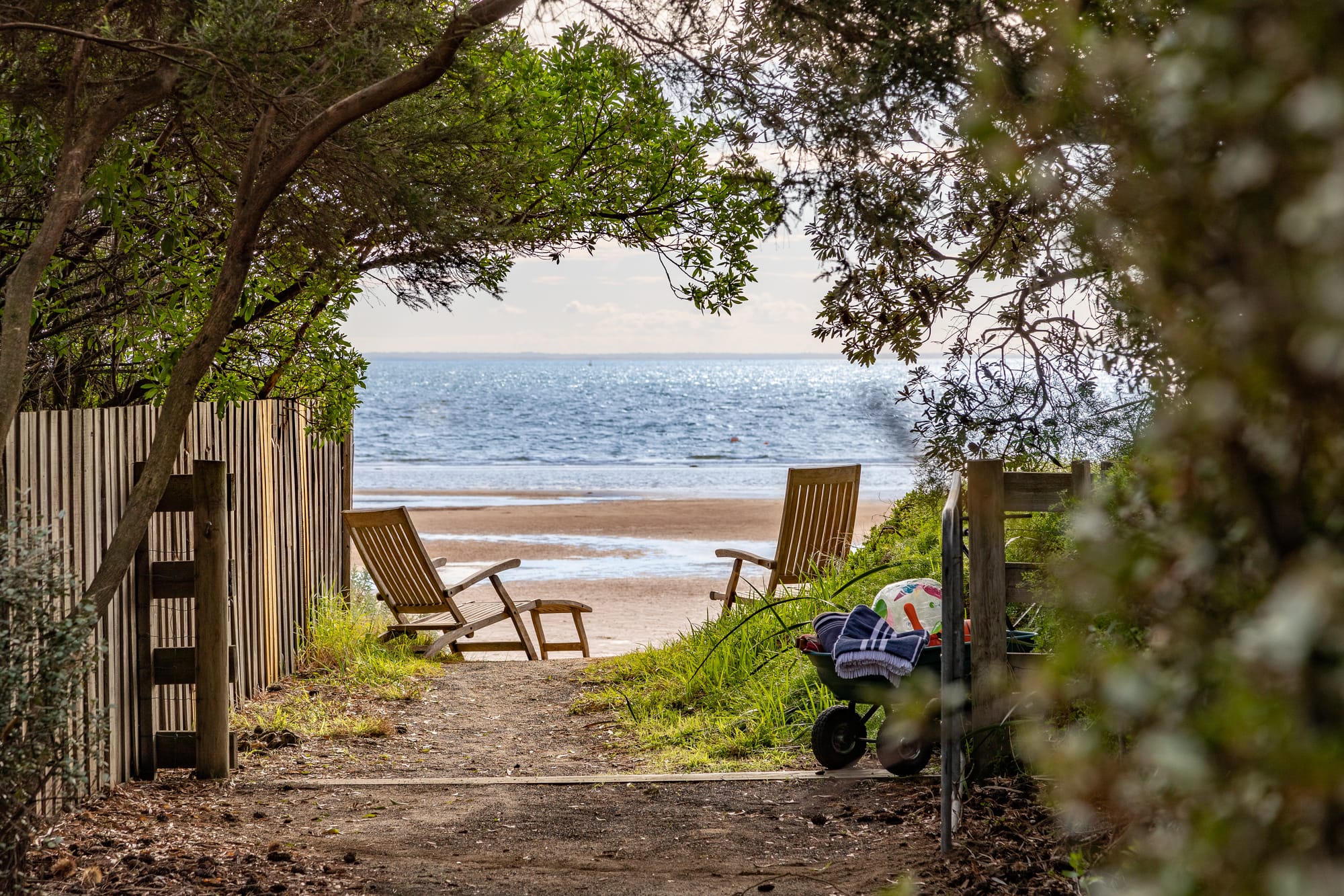 Sensational record sale for Cowes beachside property