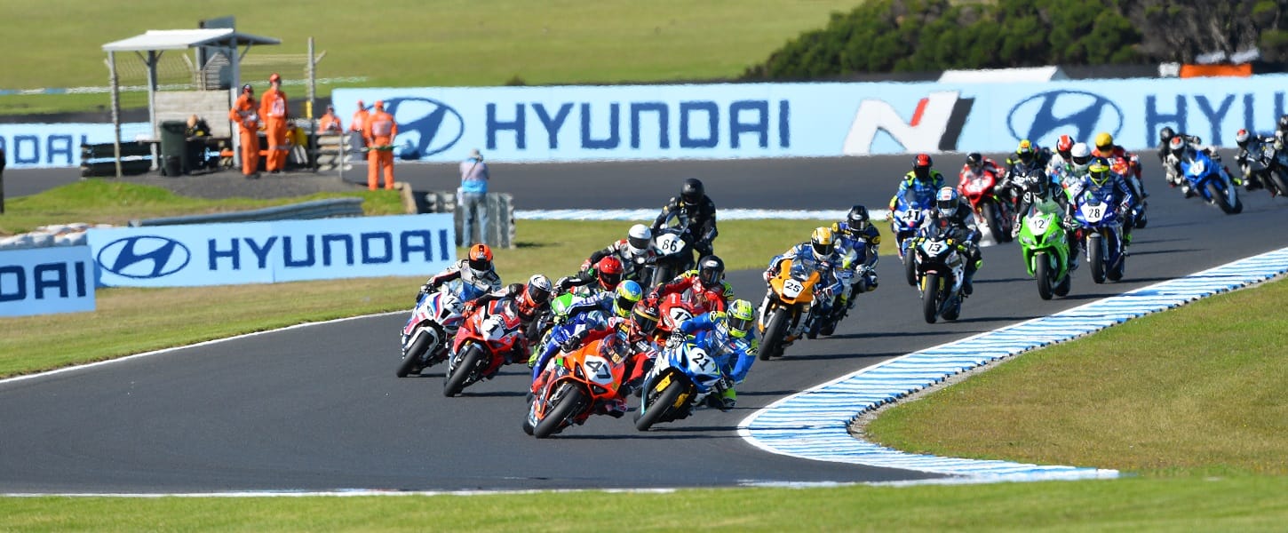 Superbikes return November 16-18
