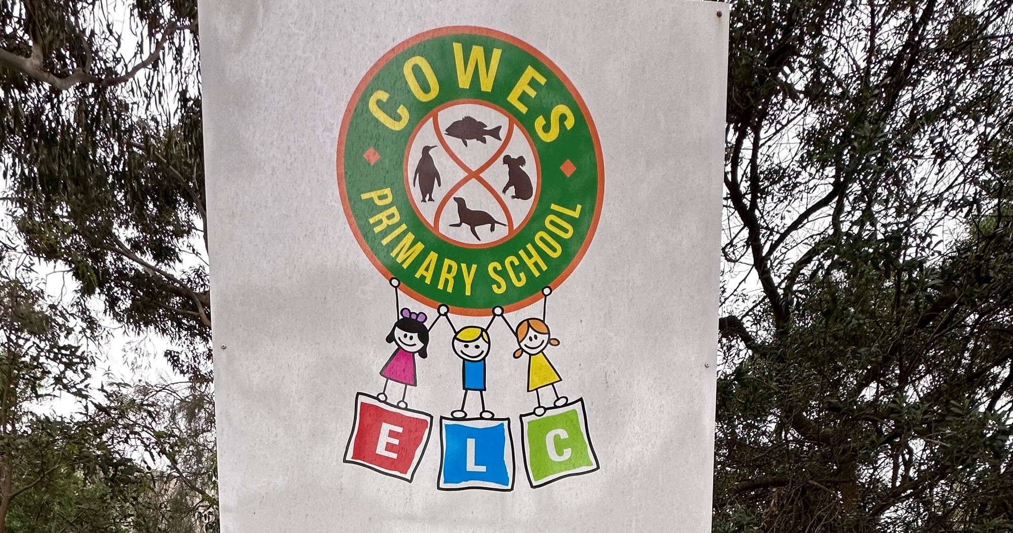 Asbestos clean up at Cowes Primary
