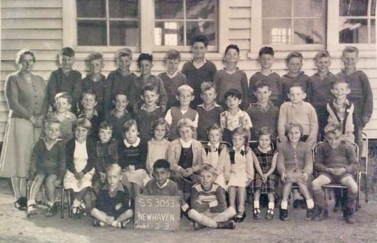 Education on Phillip Island after settlement