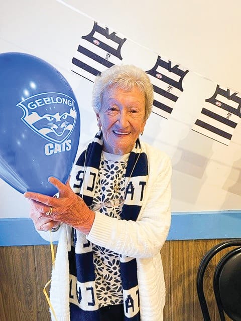 Top Cats supporter