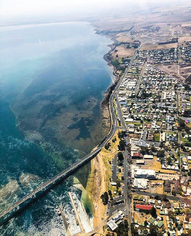 Phillip Island Road