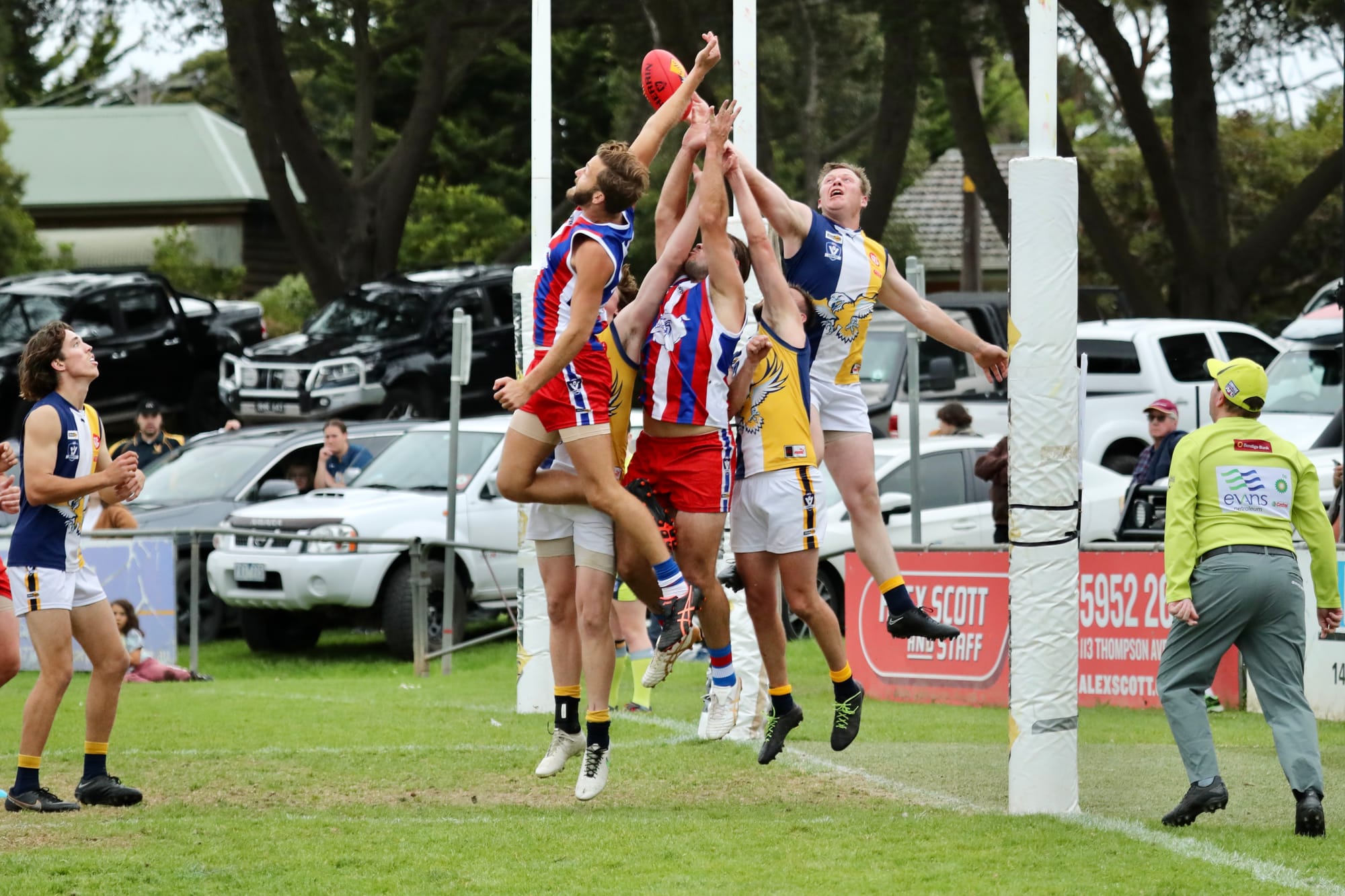 Dogs dogged down as I-K swoop in for the points - Seniors