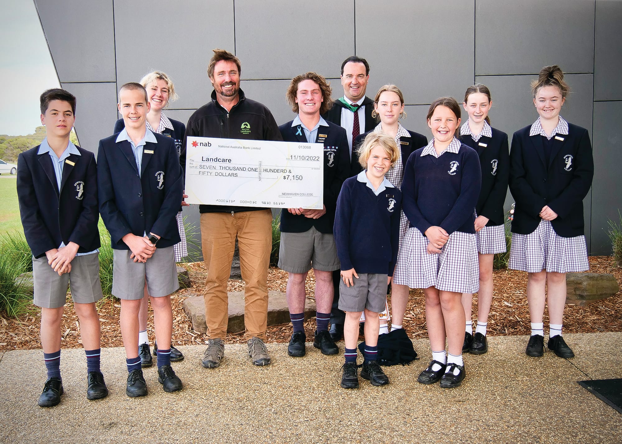 Newhaven College students raise money for Landcare