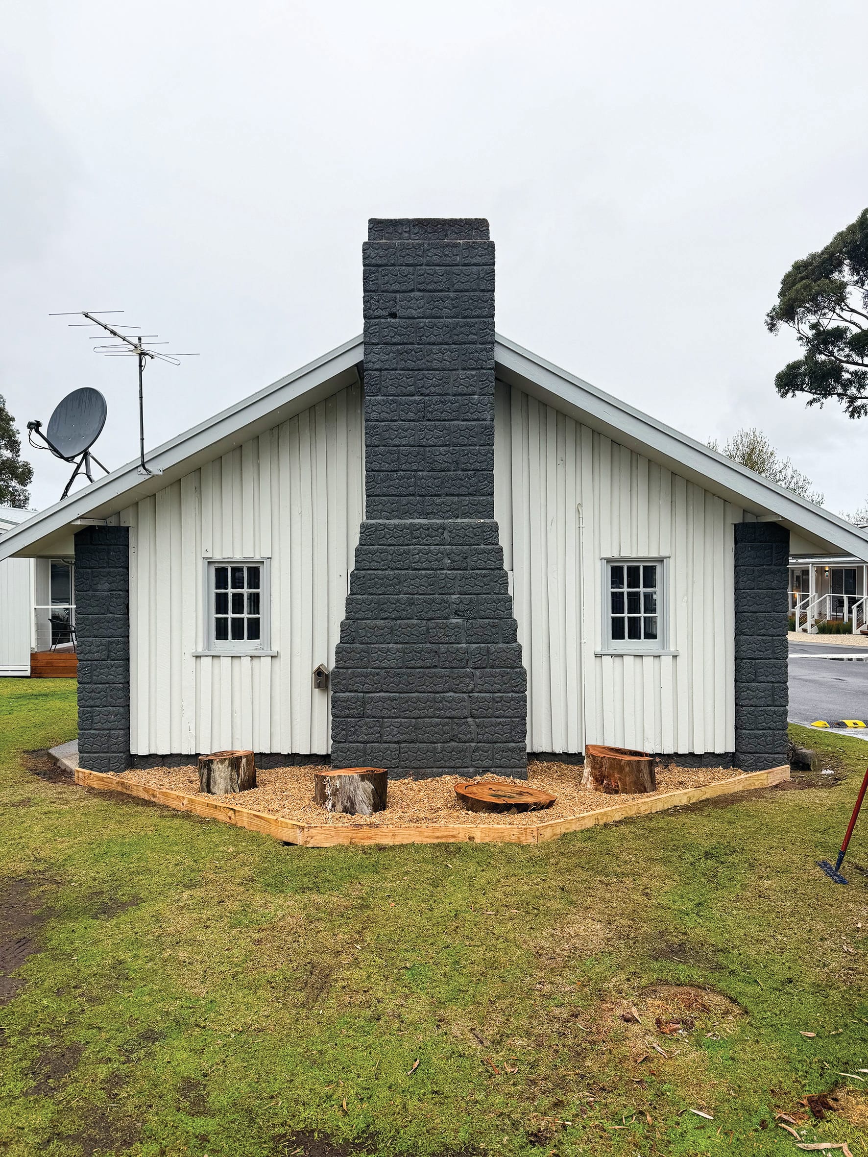 NRMA Holiday Park turns blue for mental health