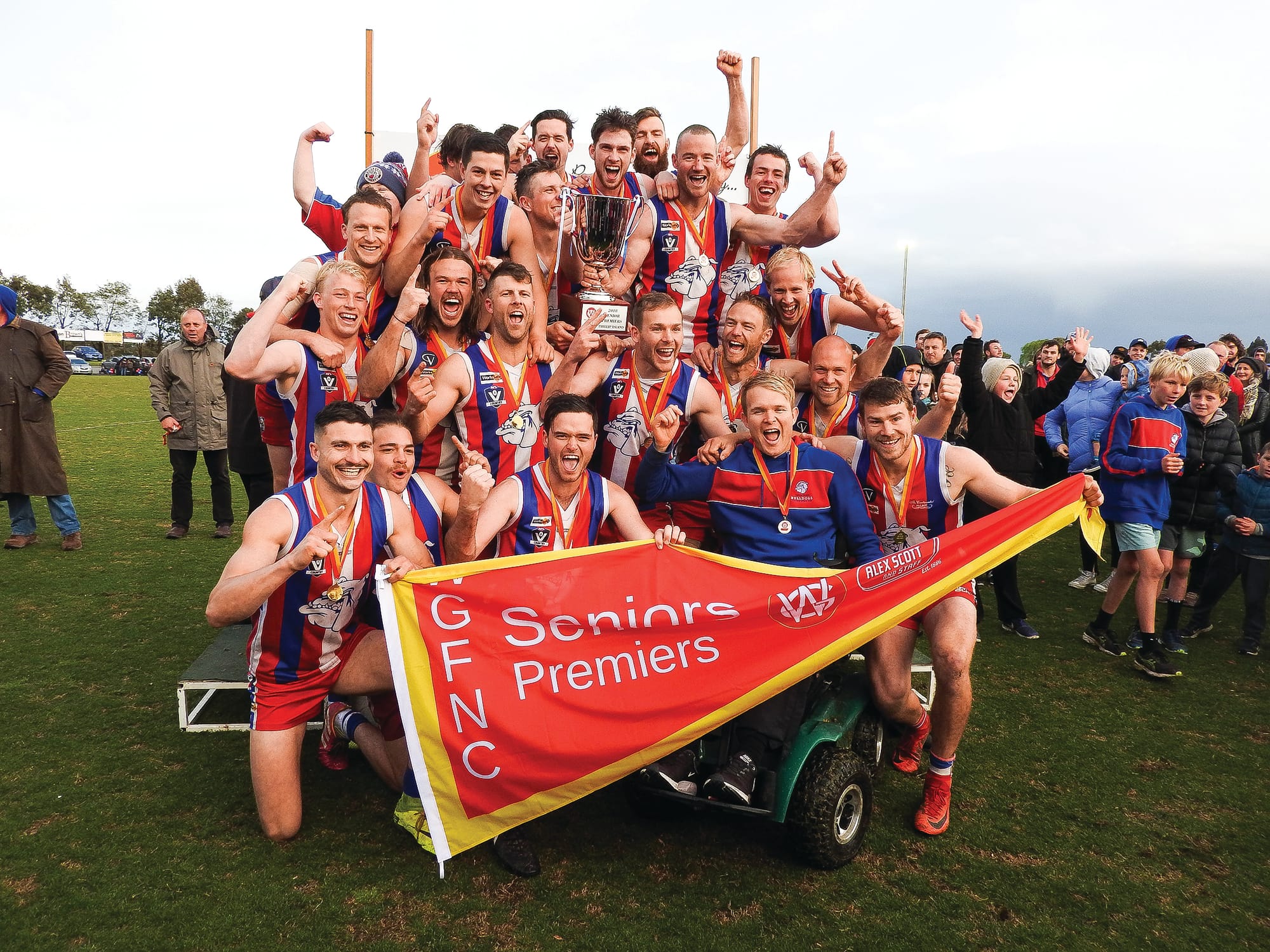 Bulldogs to farewell senior coach