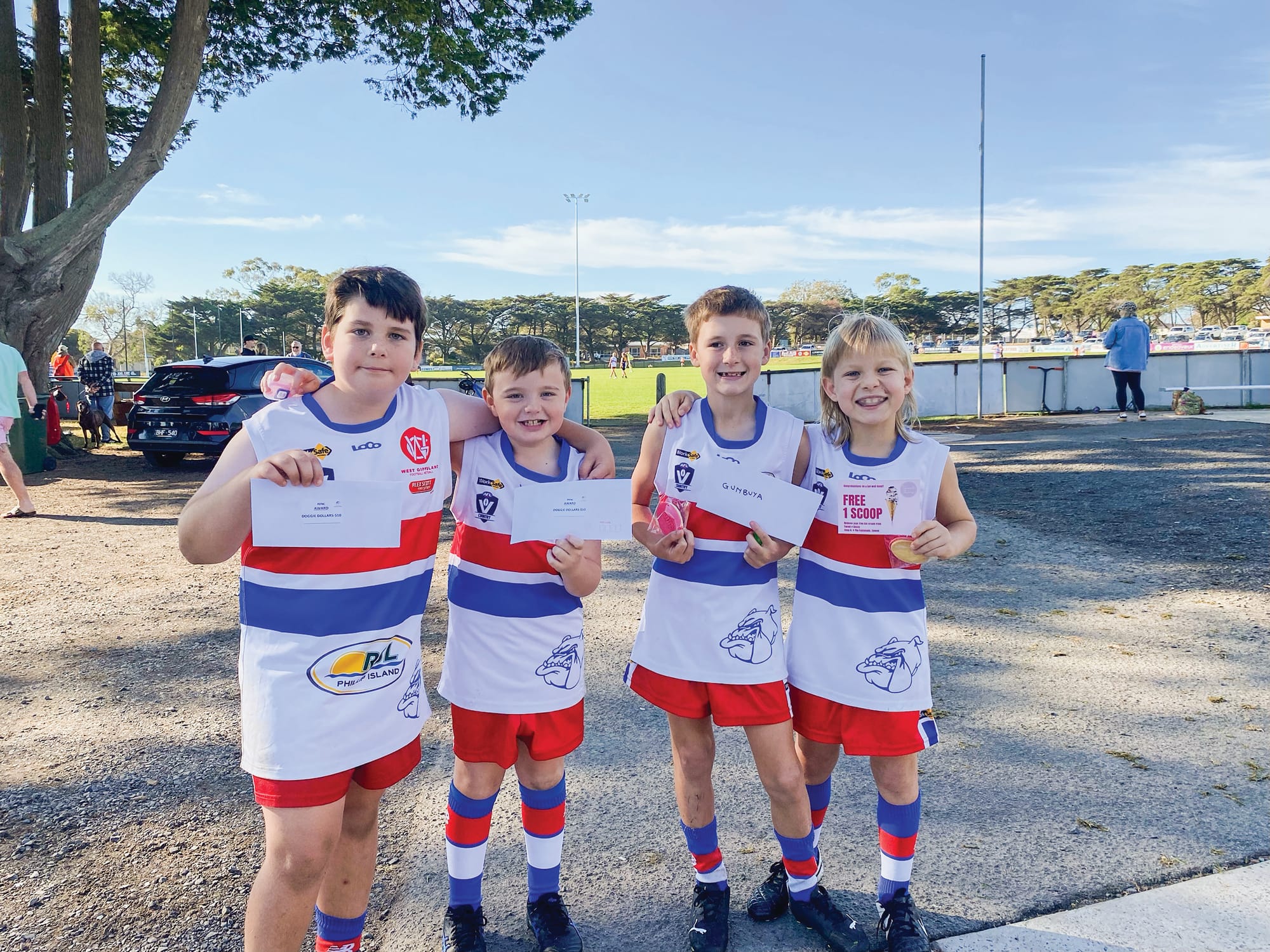 Juniors battle it out - Blues