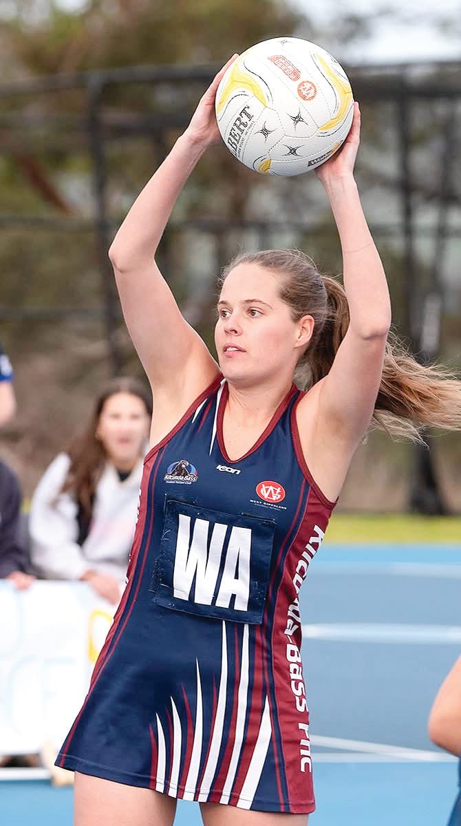 Killy Bass faces strong Cora Lynn - A Grade