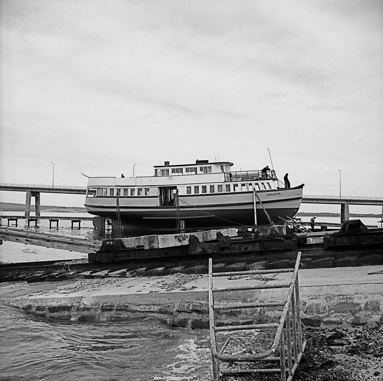 Ferries for Cowes Jetty