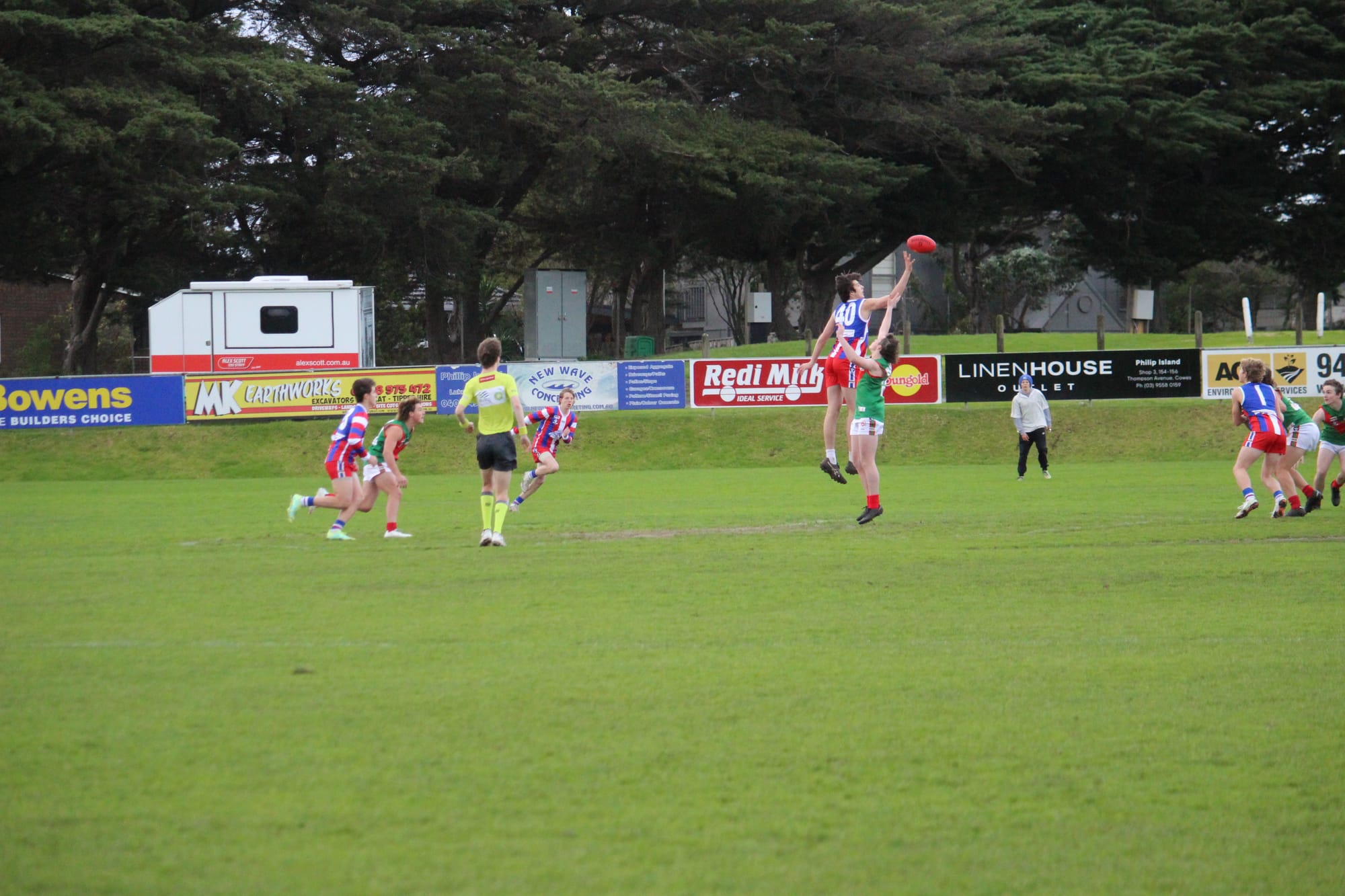 Under 16s secure hard-fought win against Seagulls