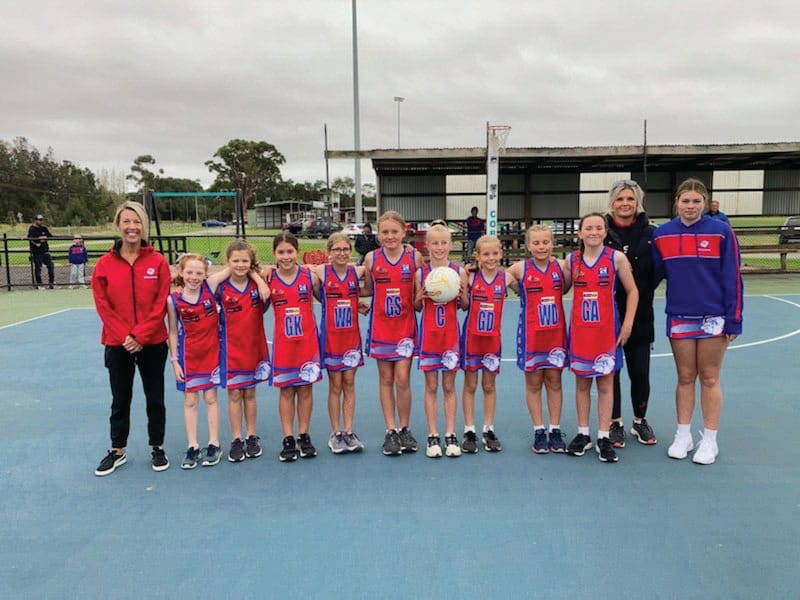 U11 netballers