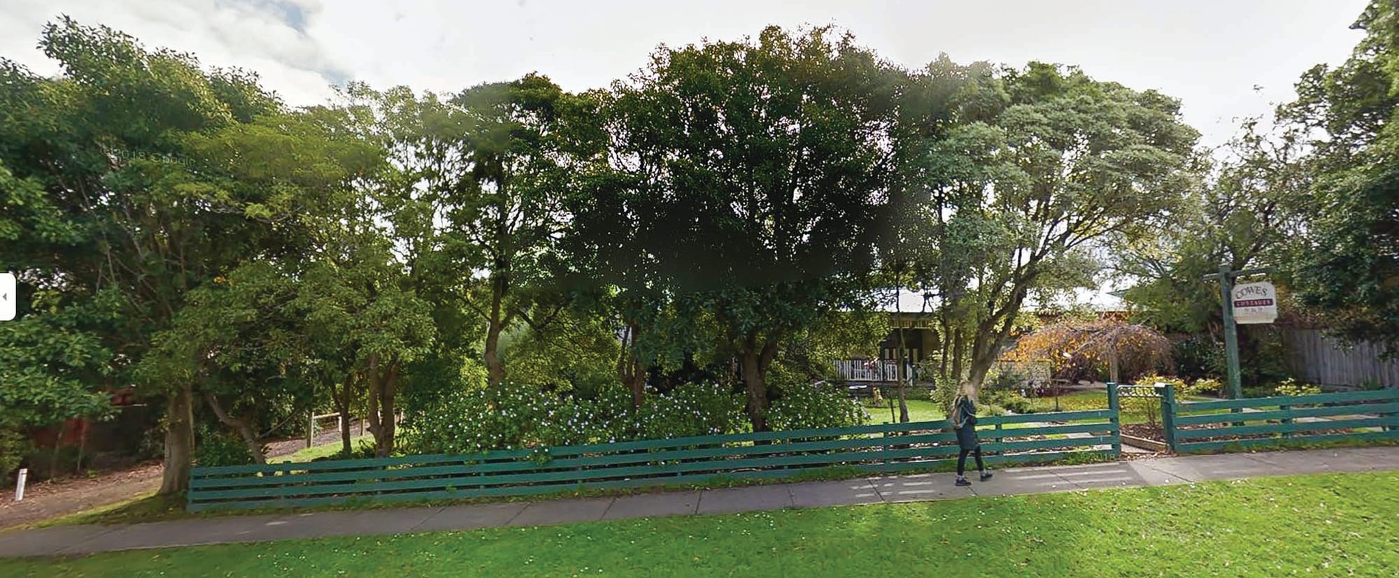 Councillors powerless to stop “cheek to jowl” development