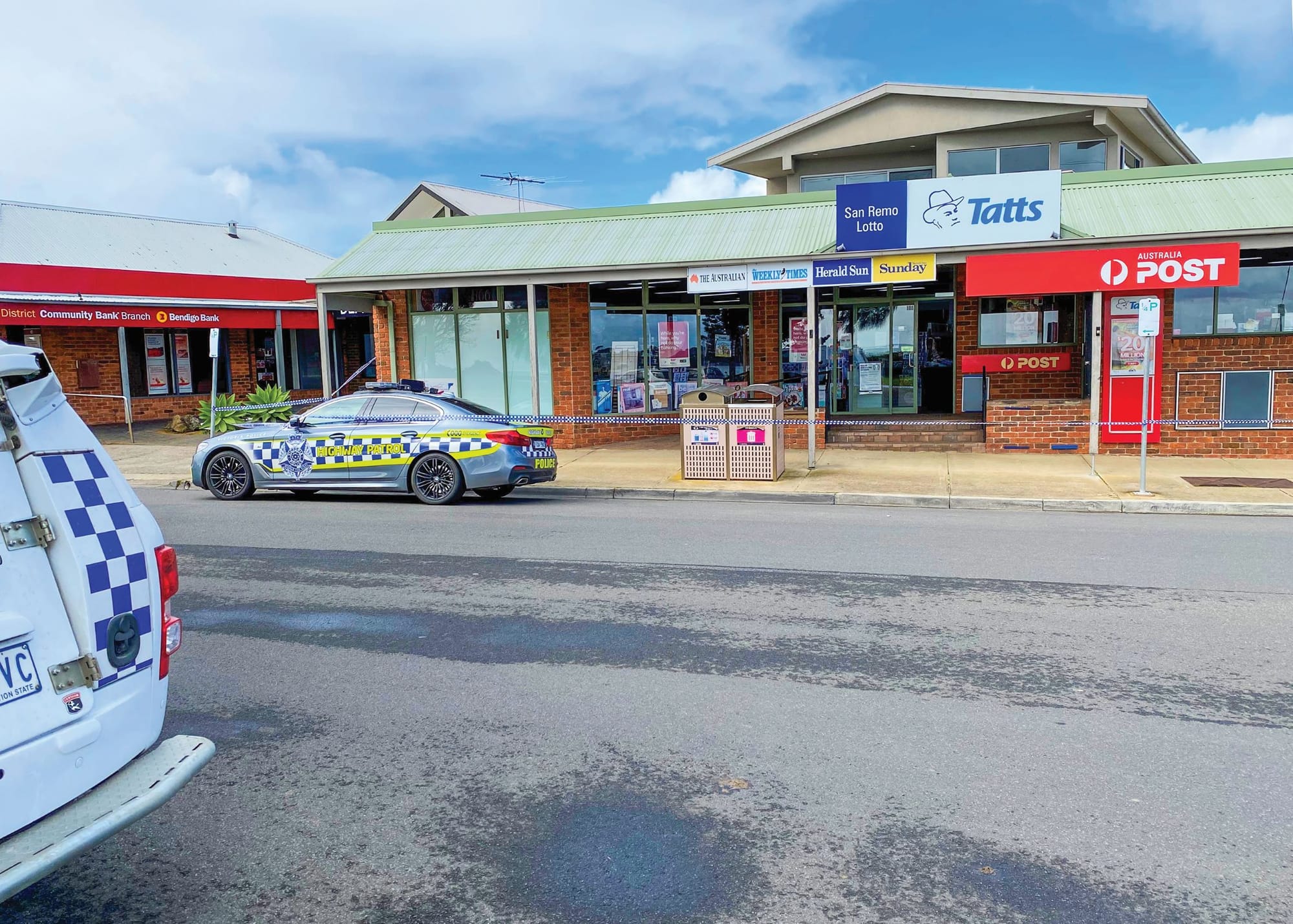 Armed robbery at Remo